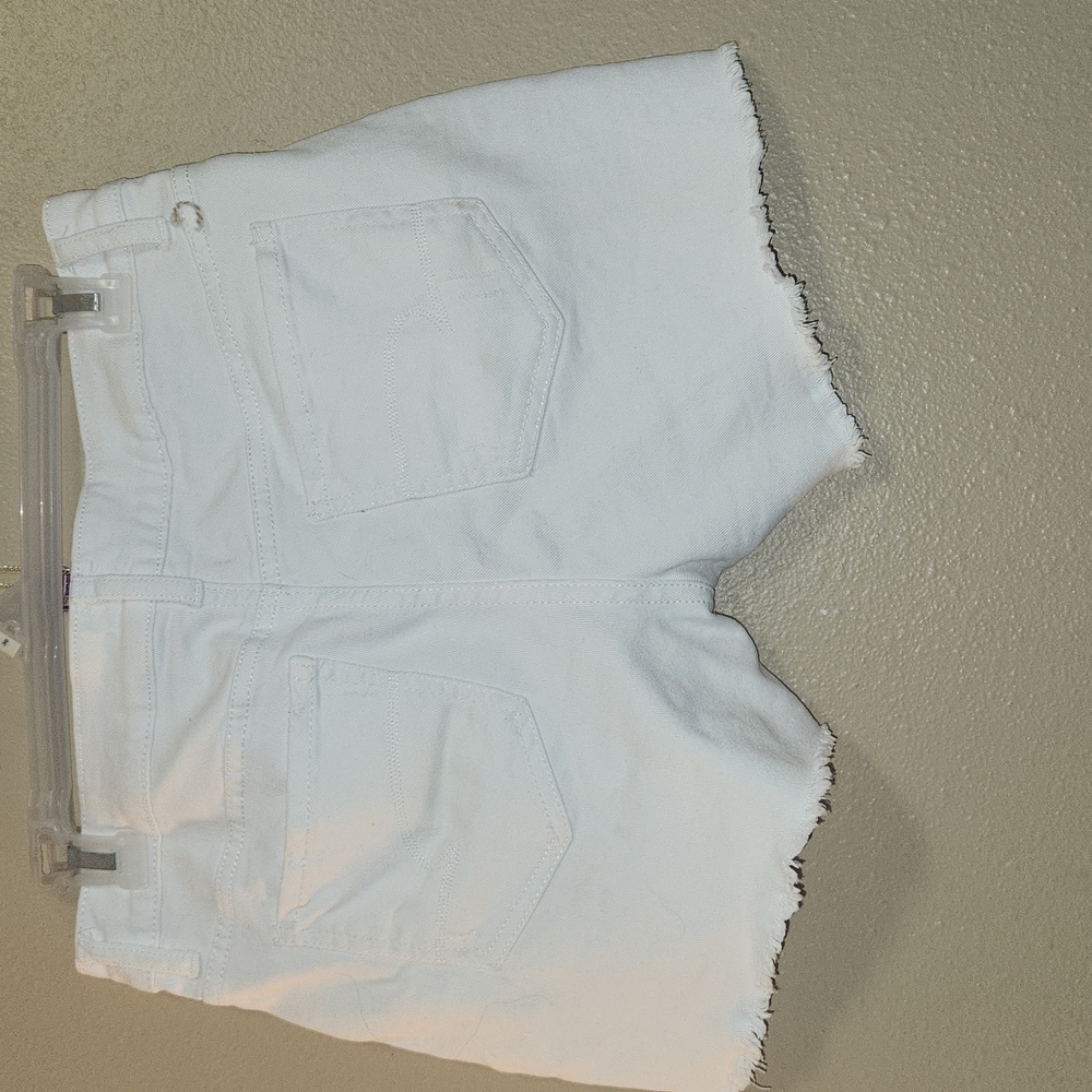 Shorts - Picture 2 of 4